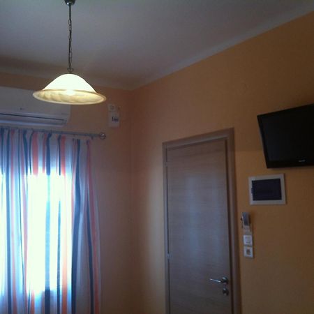 Melissa Rooms Ágios Kírykos Buitenkant foto