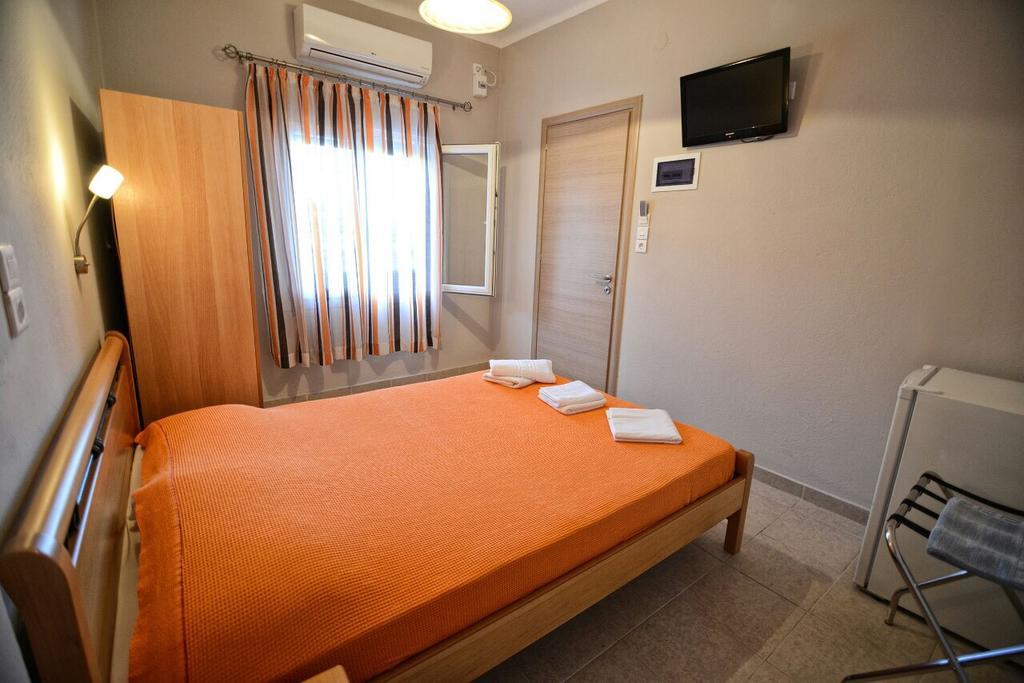 Melissa Rooms Ágios Kírykos Buitenkant foto